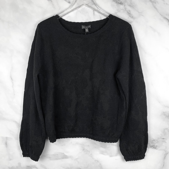 The Limited Sweaters - NWT The Limited Textured Floral Knit Black Sweater XL